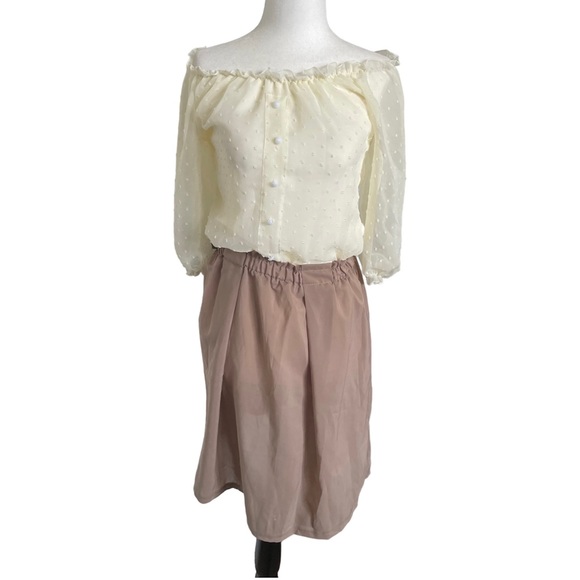 NWT DD&JJ Swiss dot cream and brown off-the-shoulder 3/4 sleeve polka dot dress - Picture 7 of 14